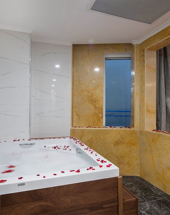 Swarovski Suite 4