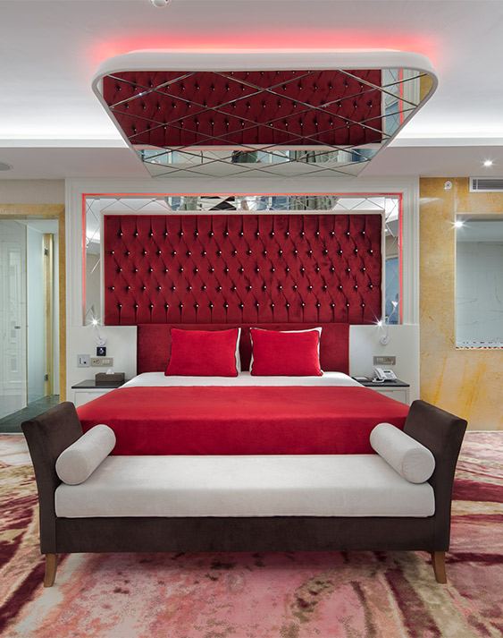Swarovski Suite 2