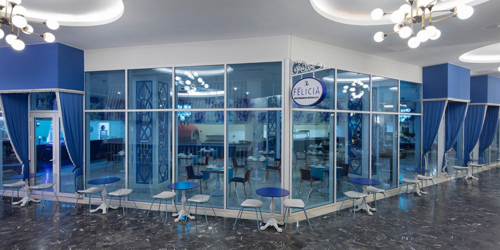 Azul Felicia Ala Carte 1